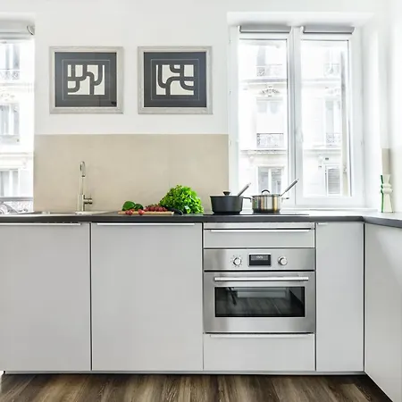 Appartamento Livinparis - Luxury 3 & Ac 4 Bedrooms Montmartre I