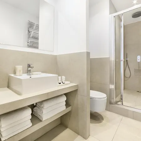 Livinparis - Luxury 3 & Ac 4 Bedrooms Montmartre I Appartamento *