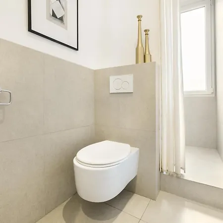 Appartamento Livinparis - Luxury 3 & Ac 4 Bedrooms Montmartre I *