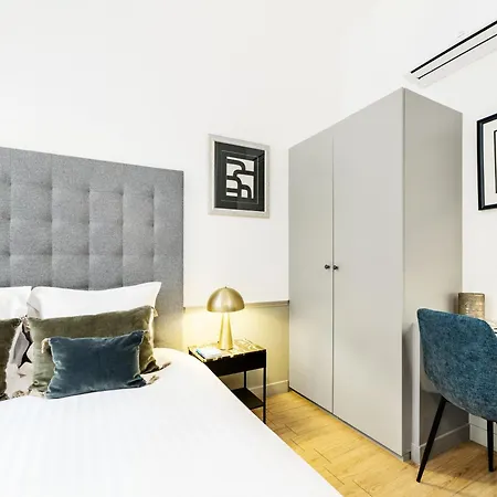 Livinparis - Luxury 3 & Ac 4 Bedrooms Montmartre I Apartment *