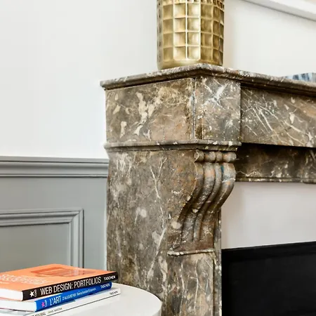 Livinparis - Luxury 3 & Ac 4 Bedrooms Montmartre I Parigi