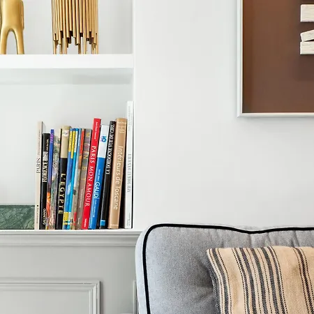 Livinparis - Luxury 3 & Ac 4 Bedrooms Montmartre I Apartment *