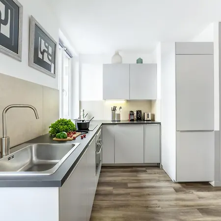Livinparis - Luxury 3 & Ac 4 Bedrooms Montmartre I Appartamento *