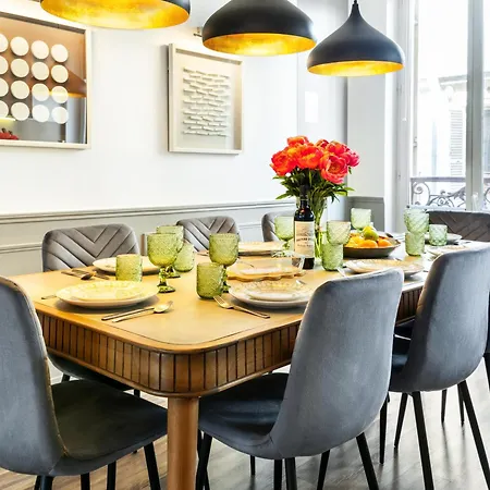 Livinparis - Luxury 3 & Ac 4 Bedrooms Montmartre I * Parigi