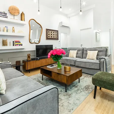 Livinparis - Luxury 3 & Ac 4 Bedrooms Montmartre I * Parigi